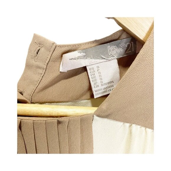 LOVE 21 Blouse S Tuxedo Front Tan Brown Sheer Casual Career Long Sleeved - Picture 3 of 4
